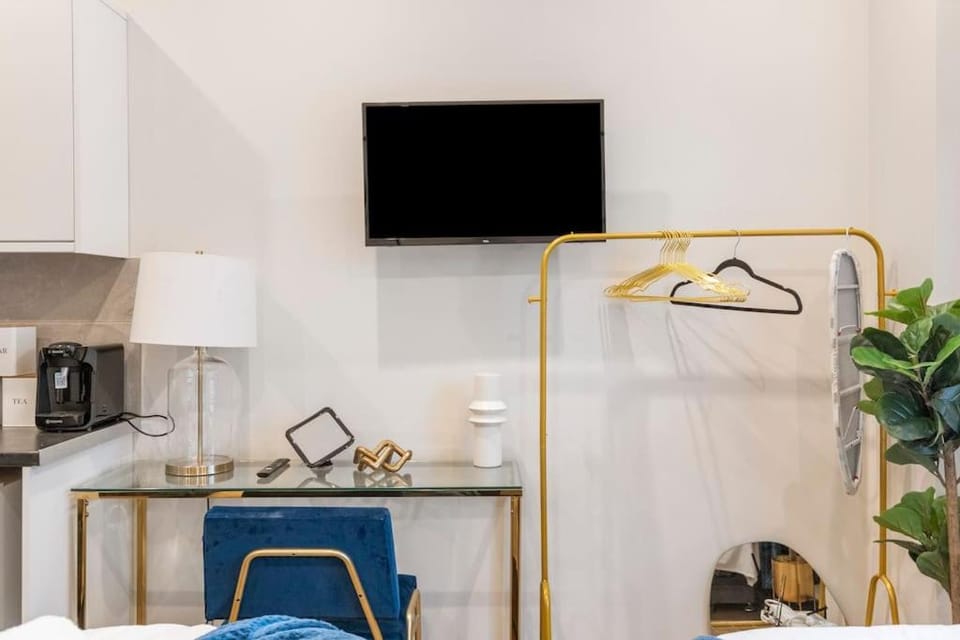 Finsbury Suite 1 Next Arsnl Stadium Apartment in London Borough of Islington