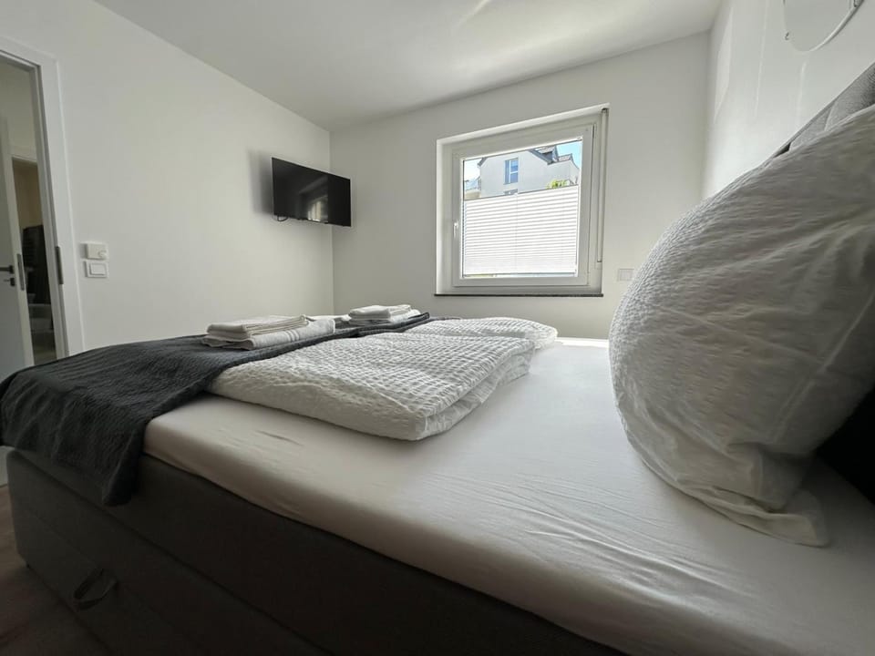 TV and multimedia, Bedroom