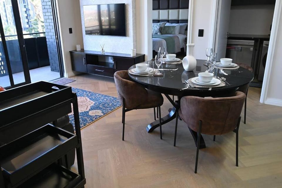 ZALS -Luxury -Two bed -Nine Palms Apartment in Cape Town