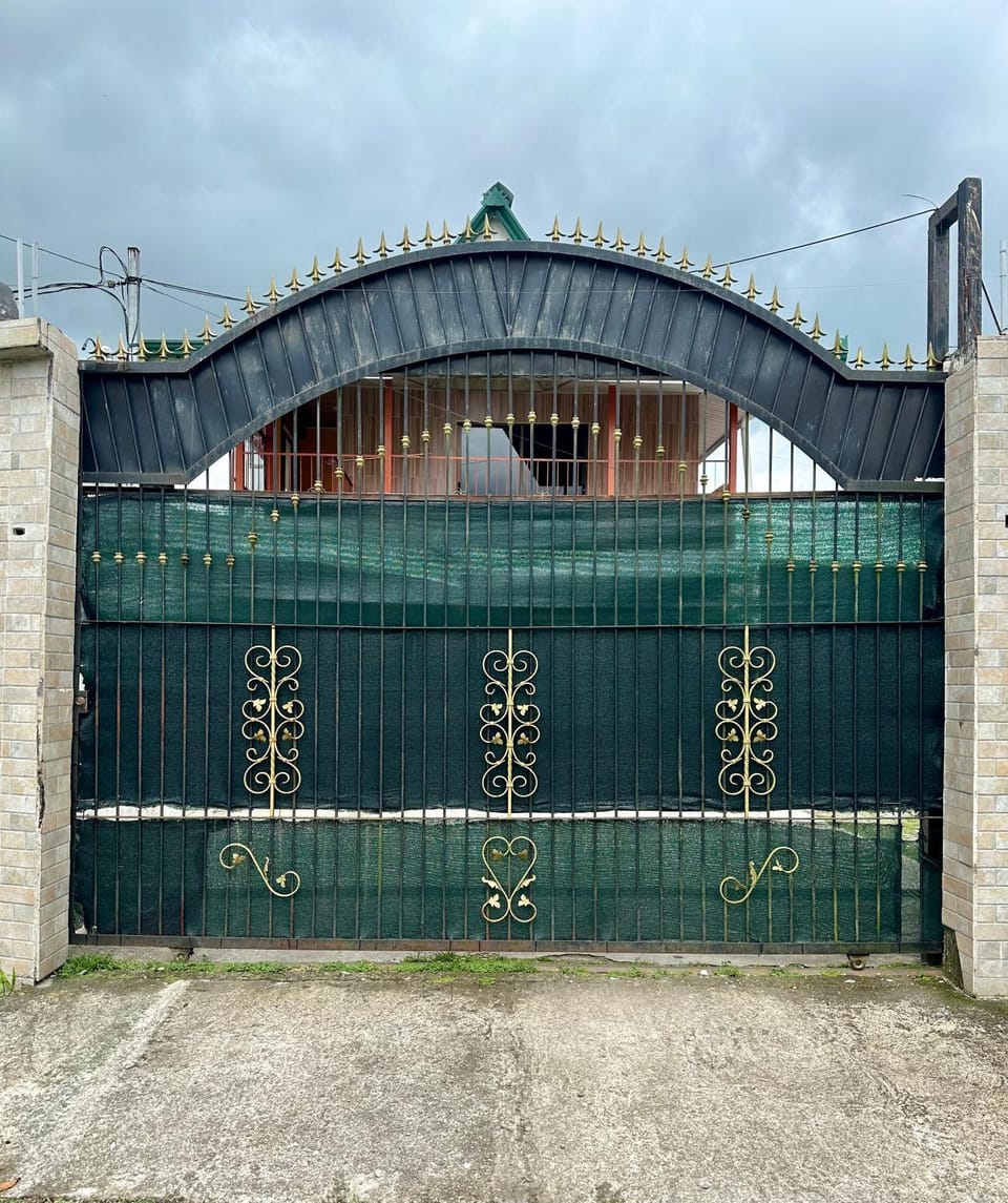 Hospedaje Nacho y Ale 1, con 3 AC, Paso Canoas, CR House in Chiriquí Province