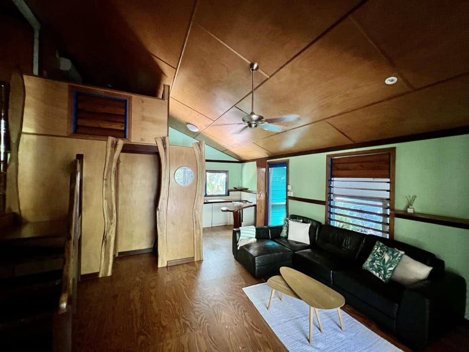 Tropical Cabin Retreat Cabin in Wongaling Beach