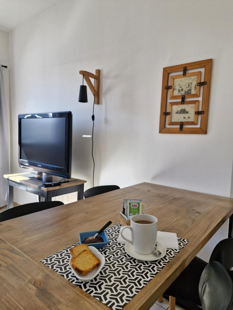 Coffee/tea facilities, Seating area
