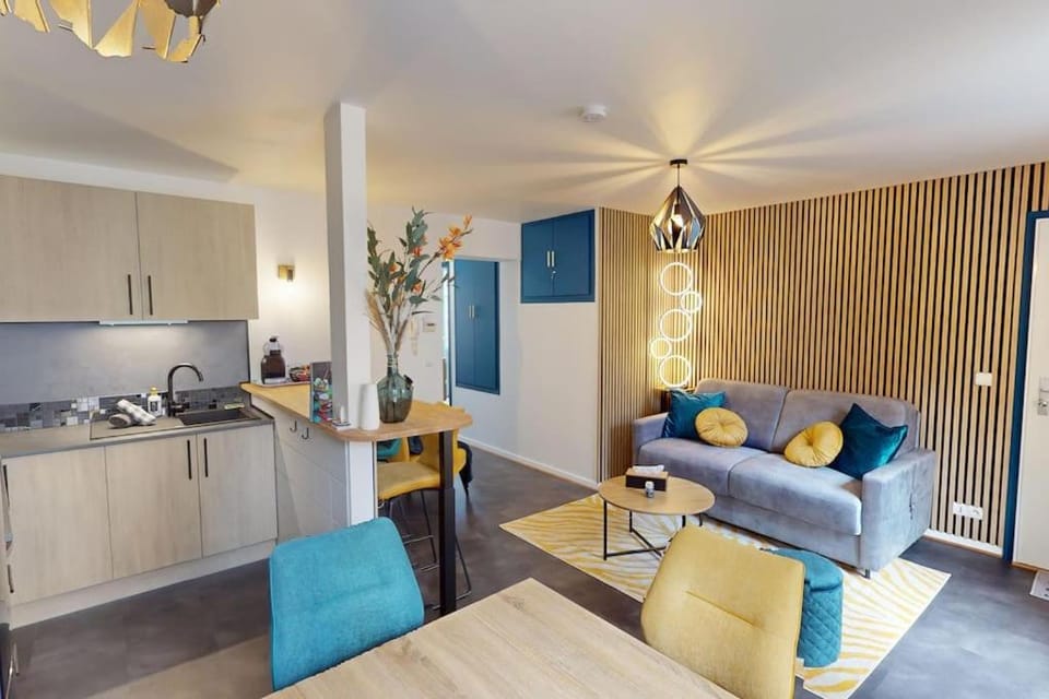 Modern Jungle - Colmar Apartment in Colmar