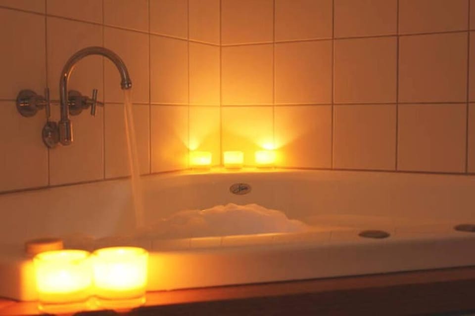 Hot Tub, Bathroom, Bath