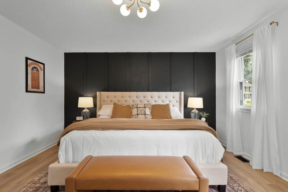 Bed, Photo of the whole room, Bedroom