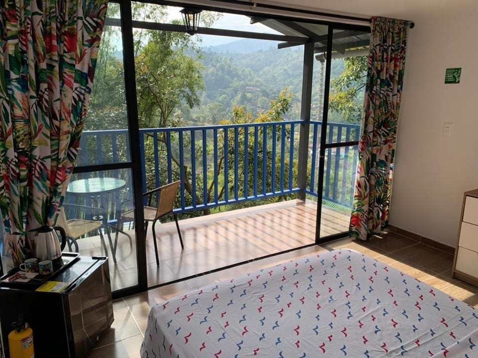 Bedroom, Garden view