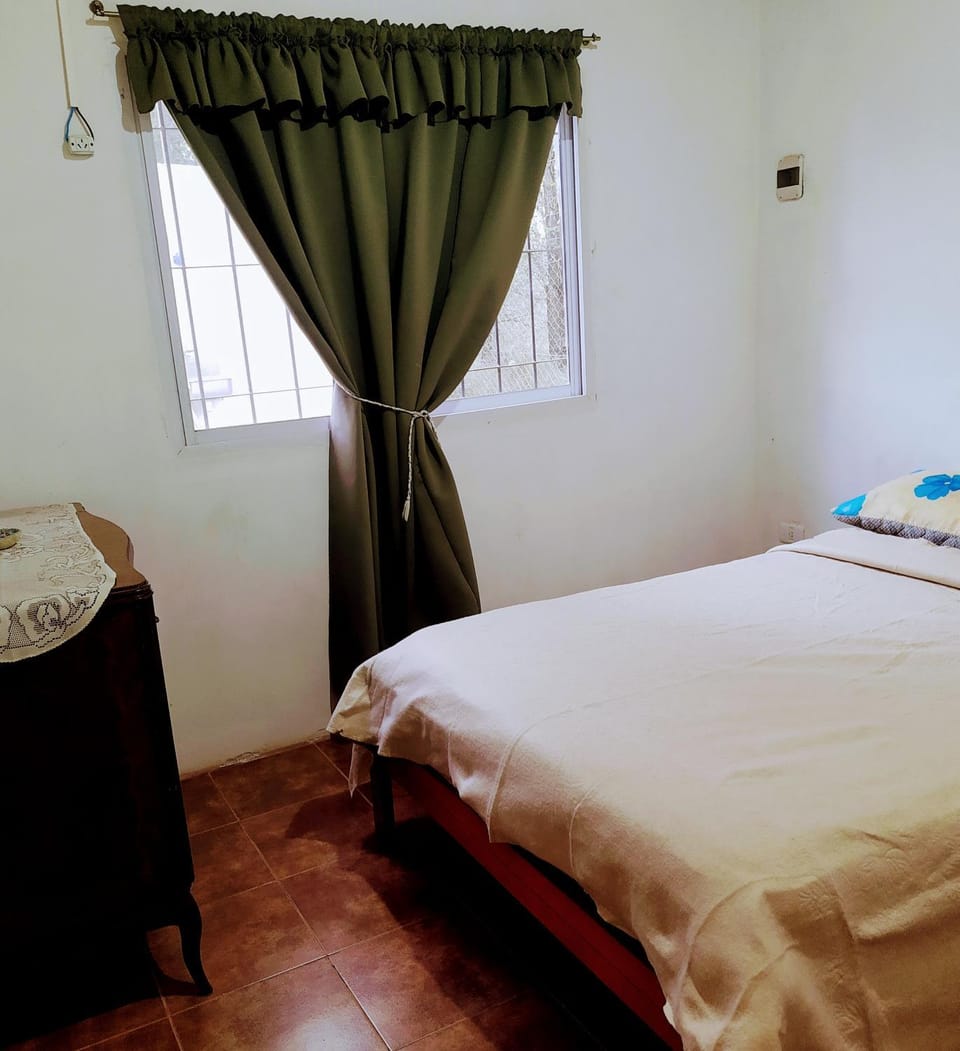 Bedroom, air conditioner