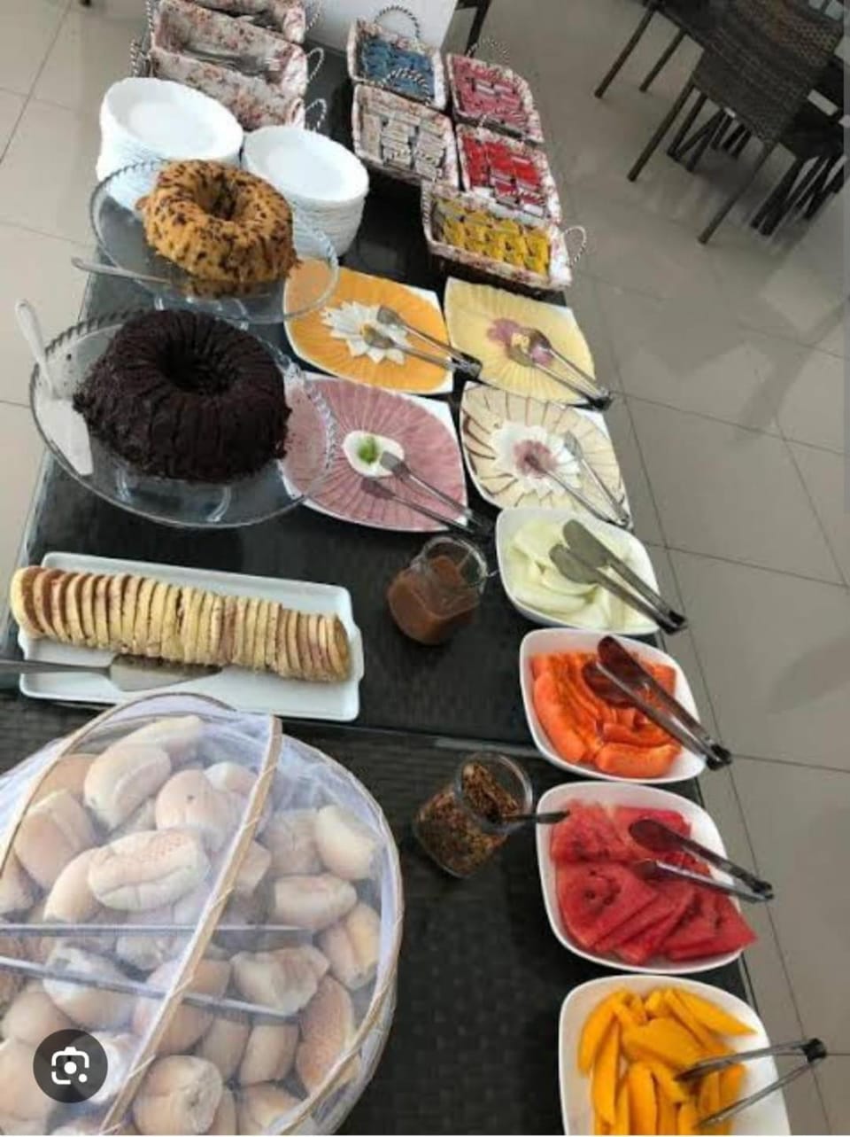 Restaurant/places to eat, Breakfast, Buffet breakfast, Lunch, Dinner