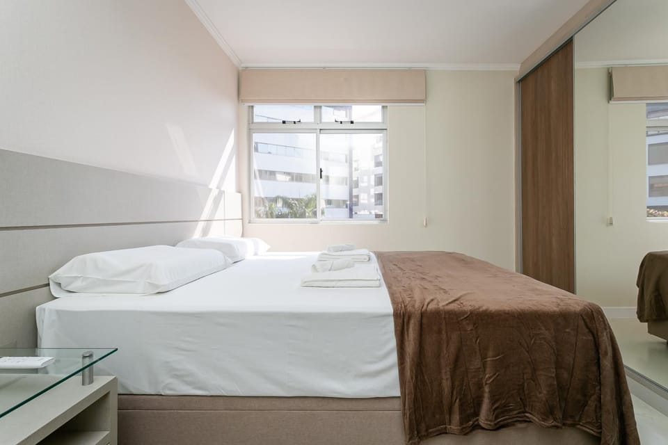 Apto c/ Piscina e garagem em Itacorubi CQ8711 Apartment in Florianopolis