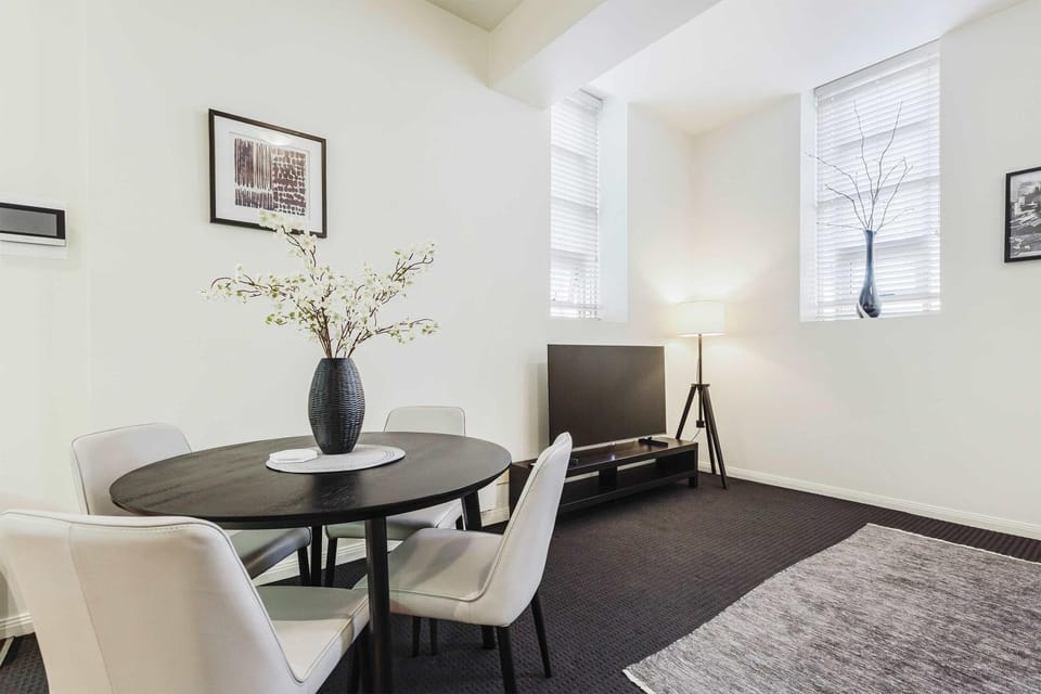 1 Bedroom apartment in Melbourne city with carpark Apartment in Melbourne