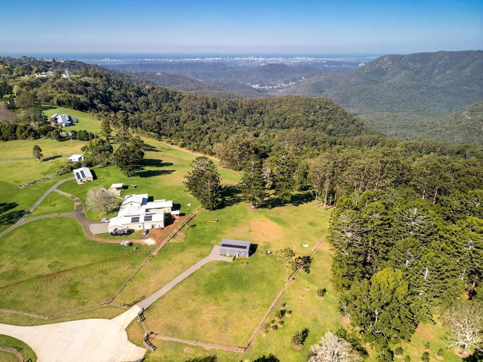 Three Pines Tiny Home Your Mountain Escape House in Tamborine Mountain