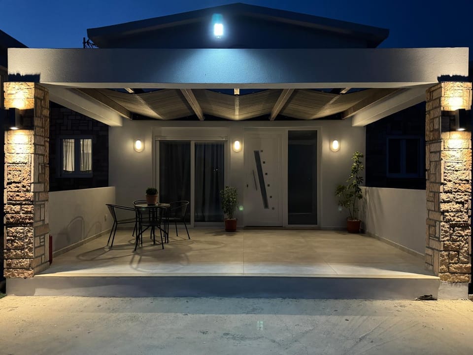 Property building, Night