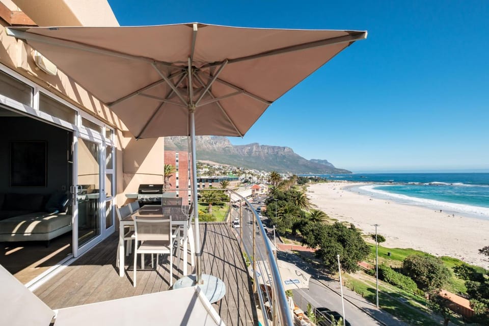 Property building, BBQ facilities, View (from property/room), Balcony/Terrace, Dining area, Beach, Mountain view, Sea view