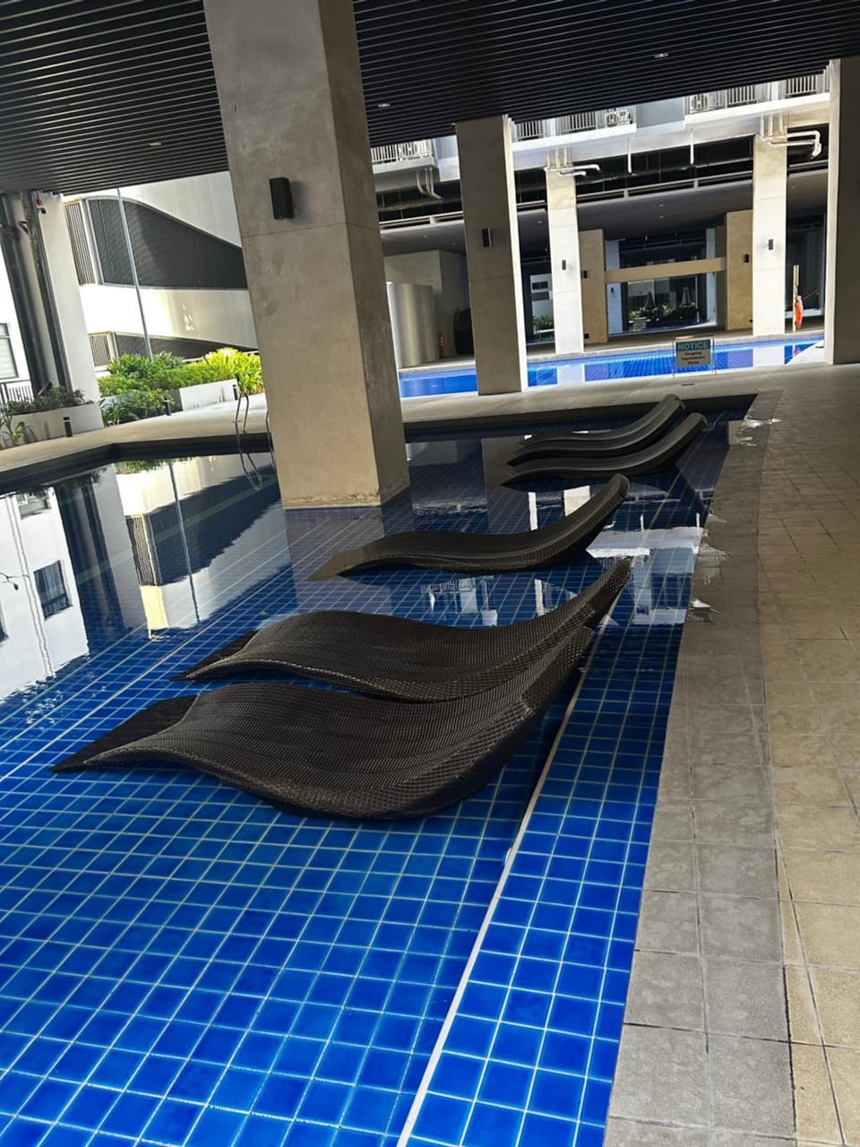 MOA Staycation with Netflix & Disney Pool Access at Casa Bella S Residences Apartment in Pasay