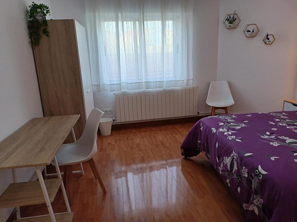Bed, Photo of the whole room, Bedroom, wardrobe