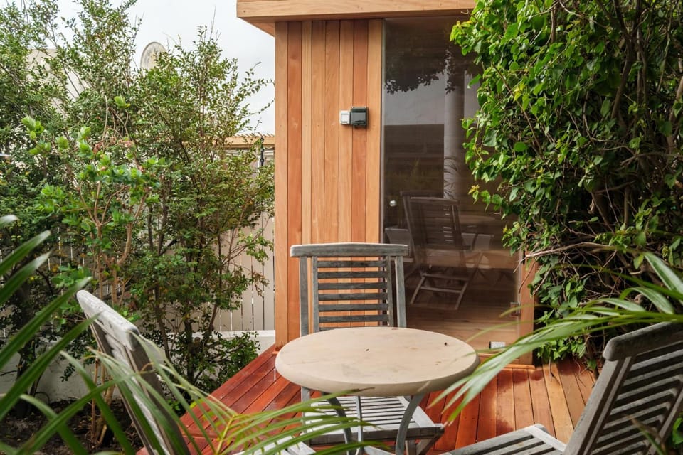Patio, Garden, Sauna, Seating area, Garden view