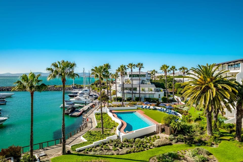 Property building, Garden view, Pool view, Sea view, Swimming pool