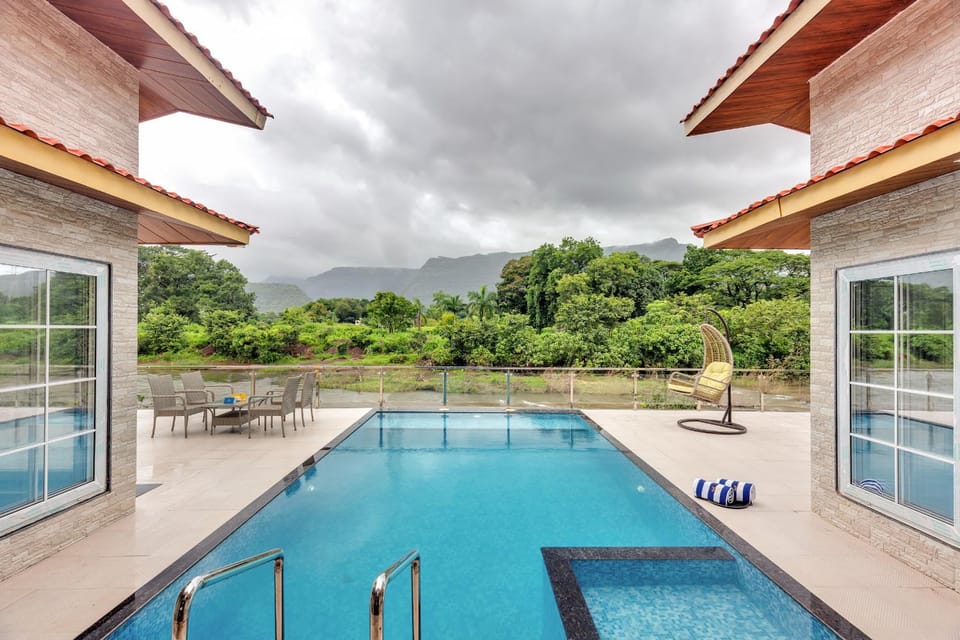 Natural landscape, Mountain view, Pool view, Swimming pool