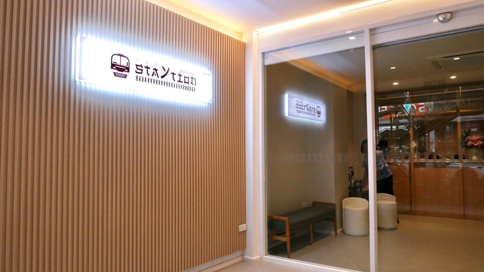 Lobby or reception, Logo/Certificate/Sign