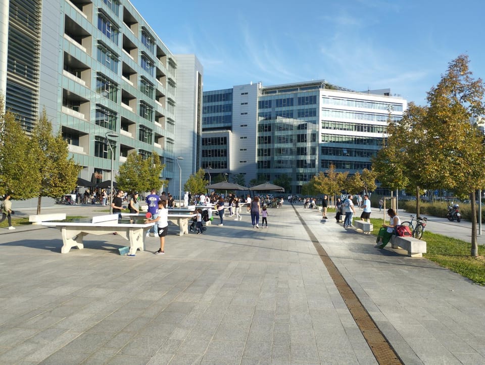 Santa Giulia Terrace - 15 Mins City Center Apartment in Milan