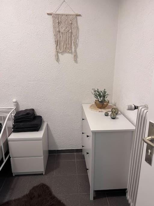 Bedroom, storage