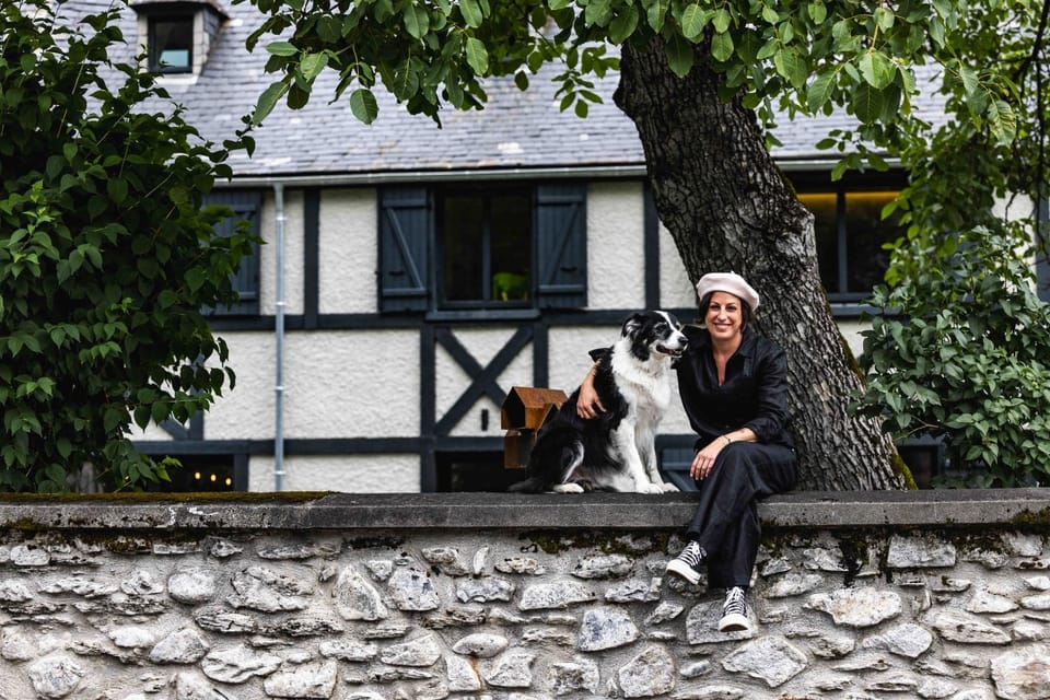 Property building, Pets