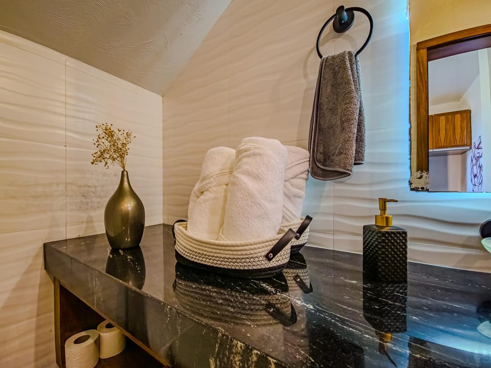 Bathroom, towels