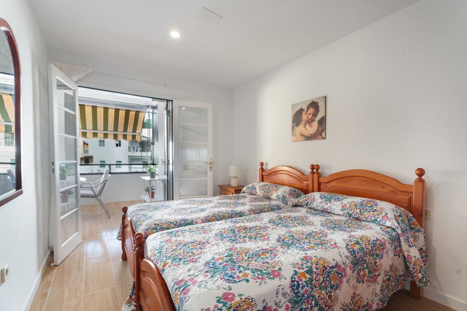 Tomasol Beach Apartment - A escasos metros de la playa Apartment in Los Cristianos