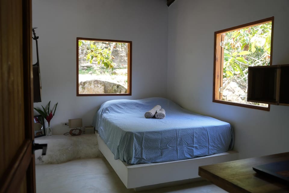 Bedroom, fireplace