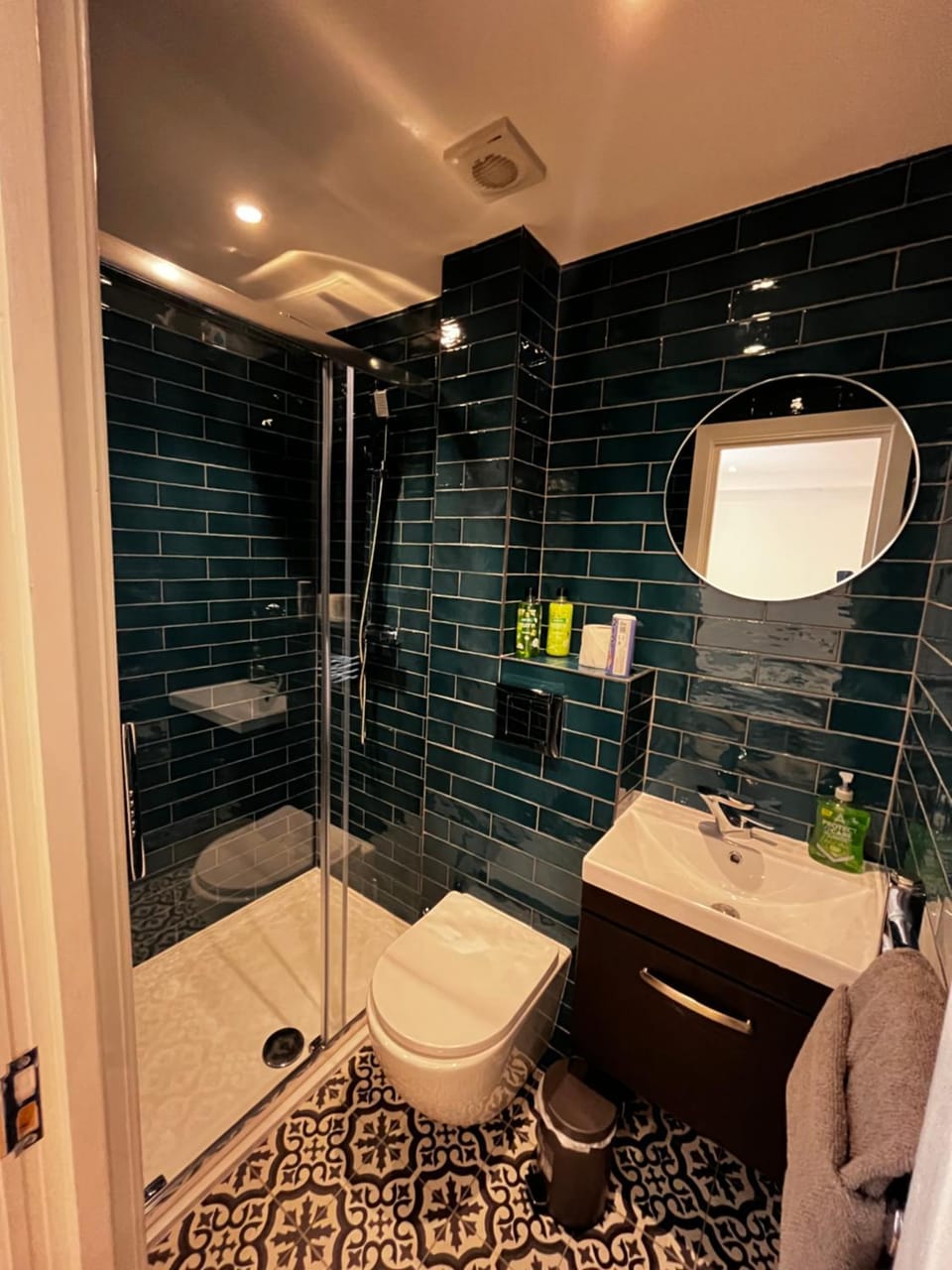Keysan House 1 Apartment in London