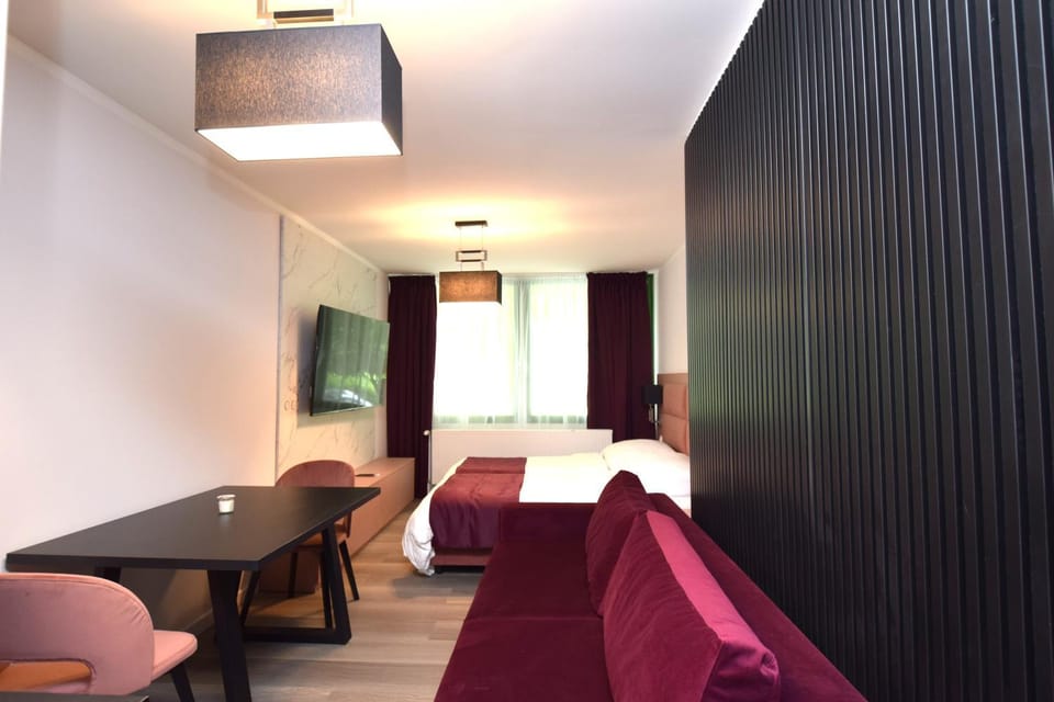 Bed, TV and multimedia, Photo of the whole room, Seating area