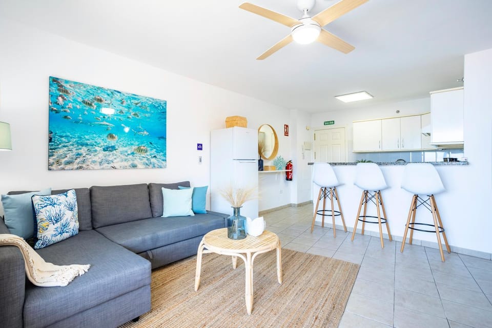 Living room, Dining area, kitchen