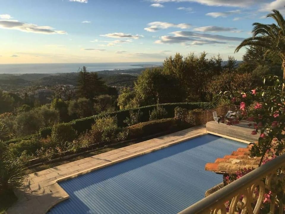 Pool view, Sea view, Sea view