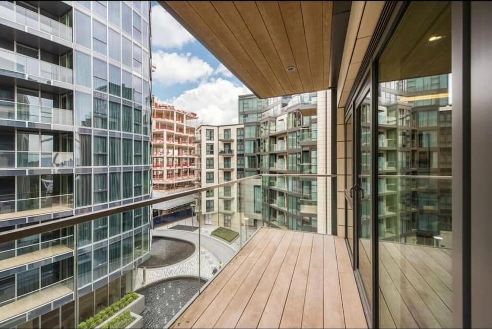 Stylish 3 Bed Apartment Gem in Central London Apartment in London