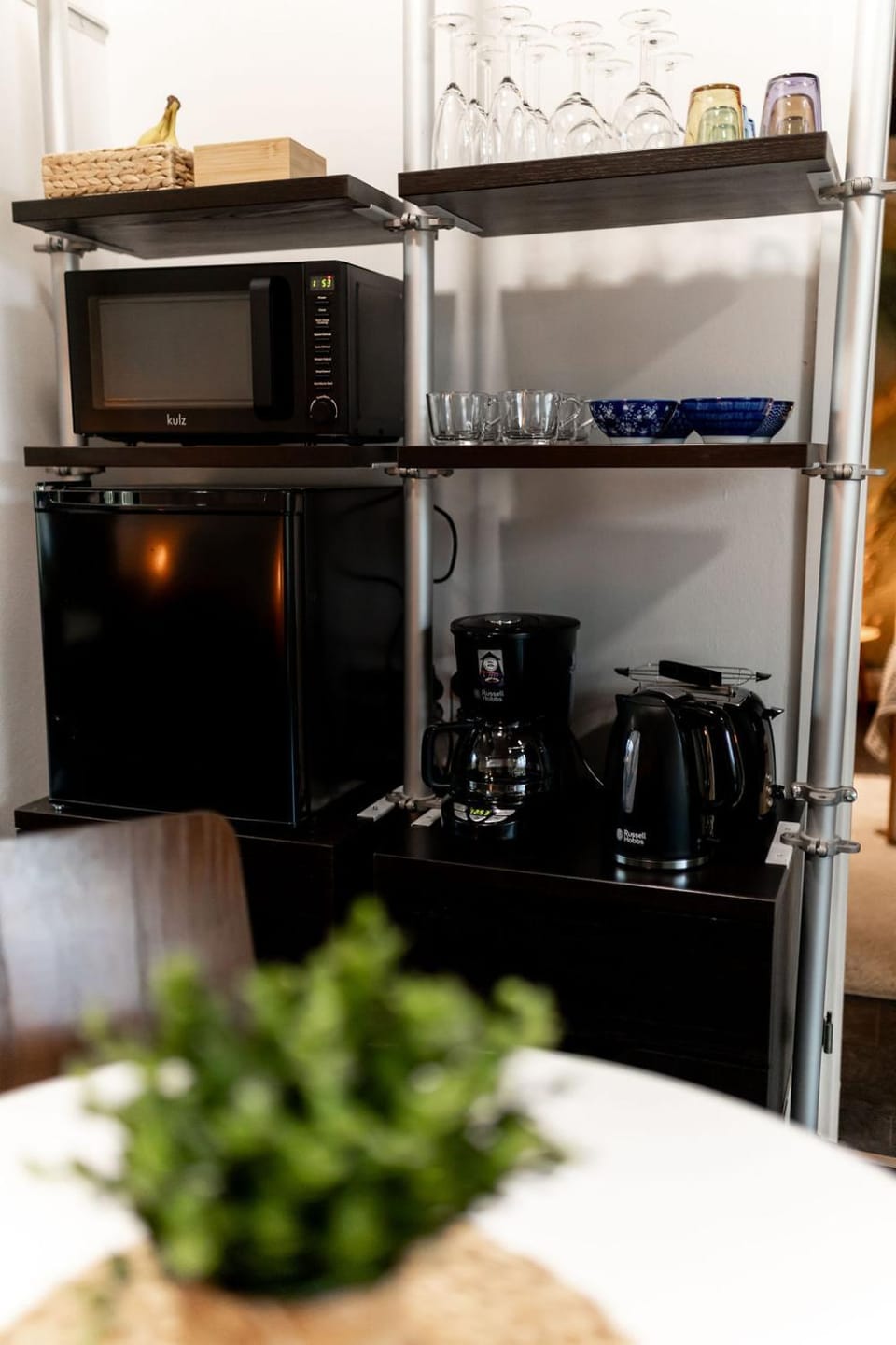 Coffee/tea facilities, Kitchen or kitchenette, minibar, pet friendly