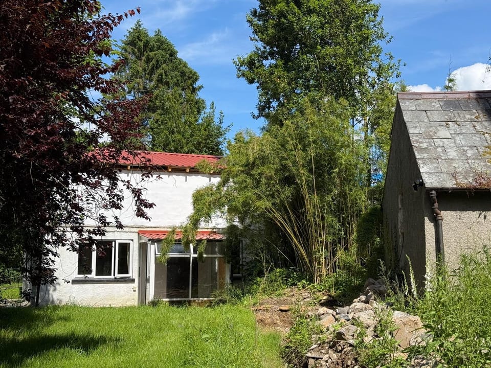 Property building, Garden