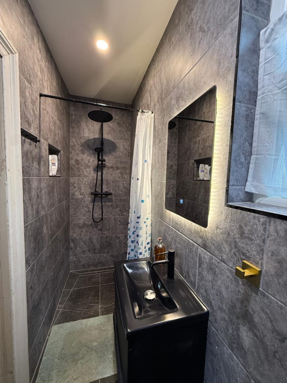 Shower, Bathroom