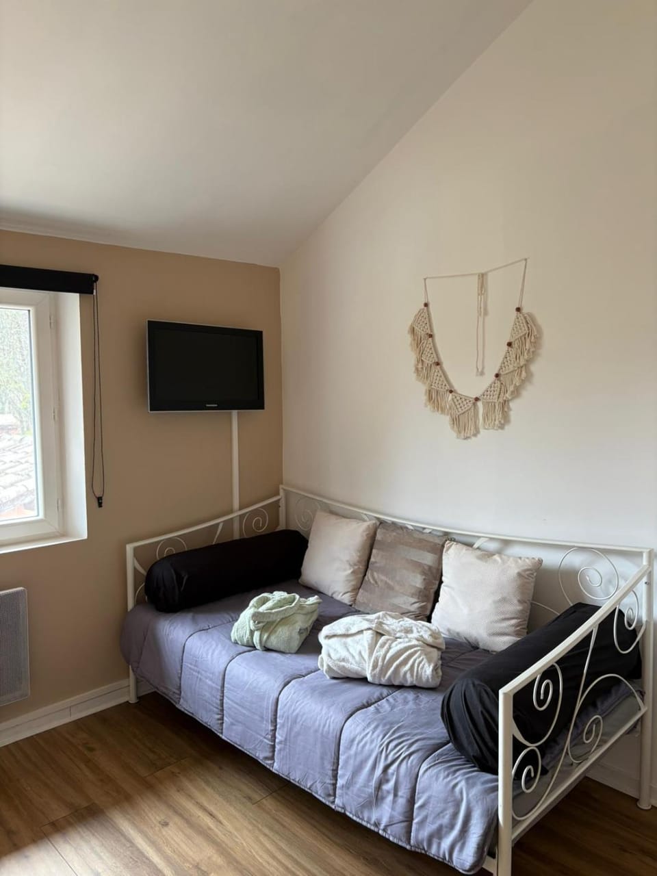 TV and multimedia, Bedroom
