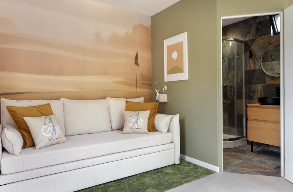 Photo of the whole room