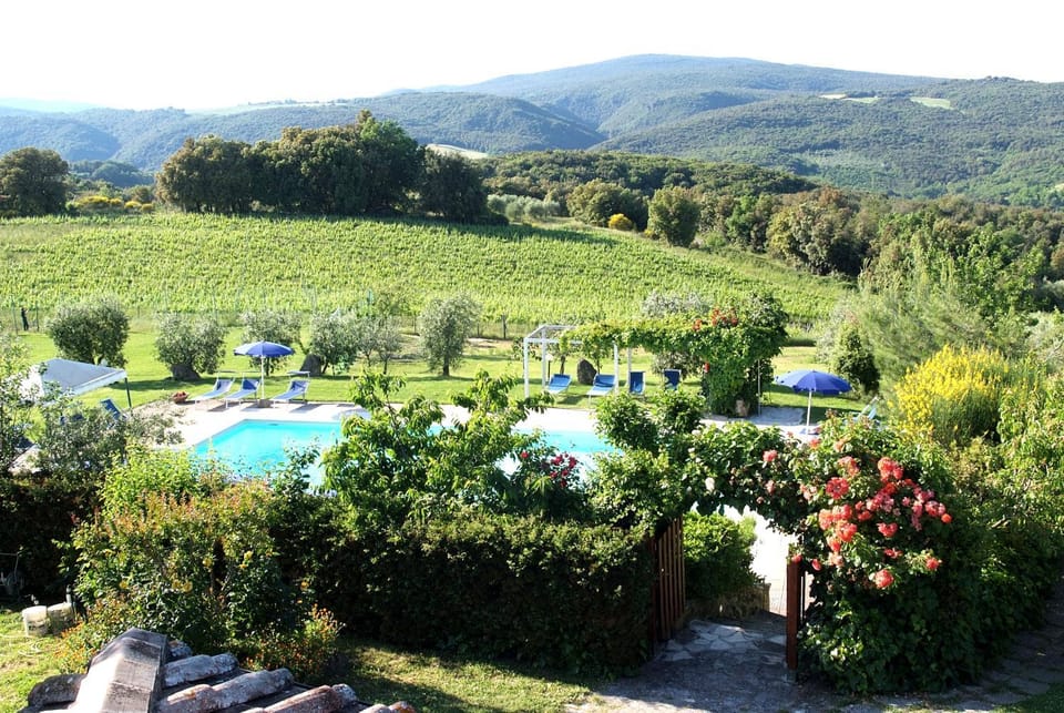 Garden view, Mountain view, Pool view