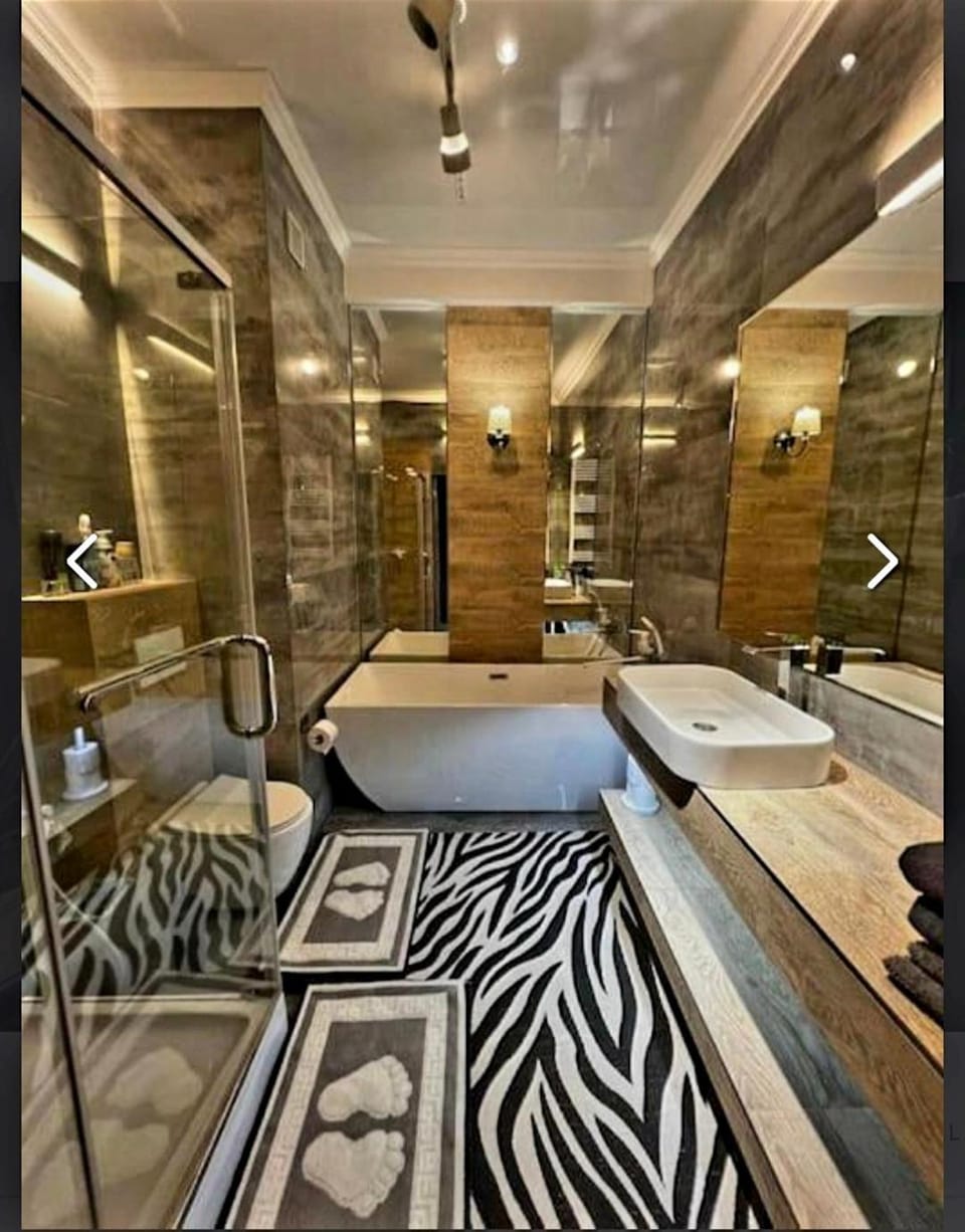 Bath, towels