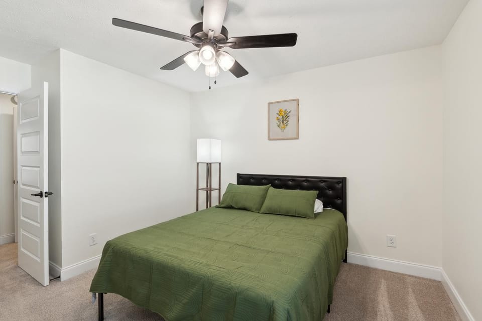 Alto K4 I Cozy & Comfy I Gym I Parking I Pool Apartment in Clarksville
