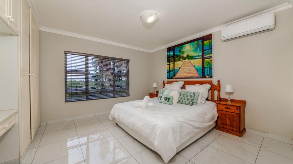 Bed, Bedroom, hair dryier, wardrobe, air conditioner, air conditioner