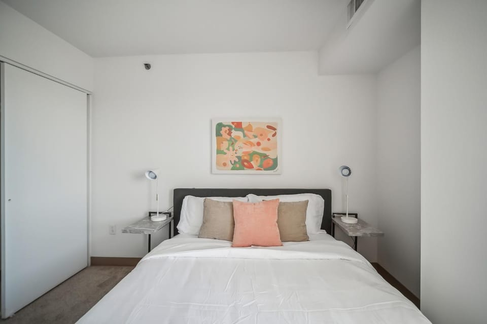 PP 1301 Modern Corporate 2br, pool, Gym Apartment in Harrisburg