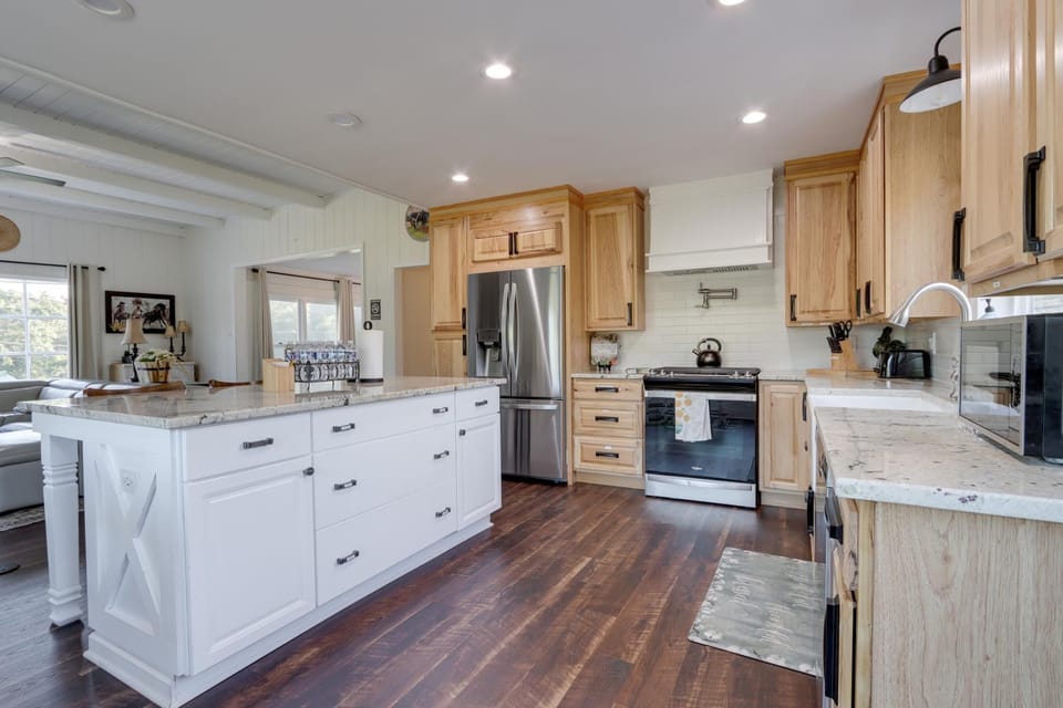 Coffee/tea facilities, Dining area, Breakfast, dishwasher, microwave, kitchen, kitchen