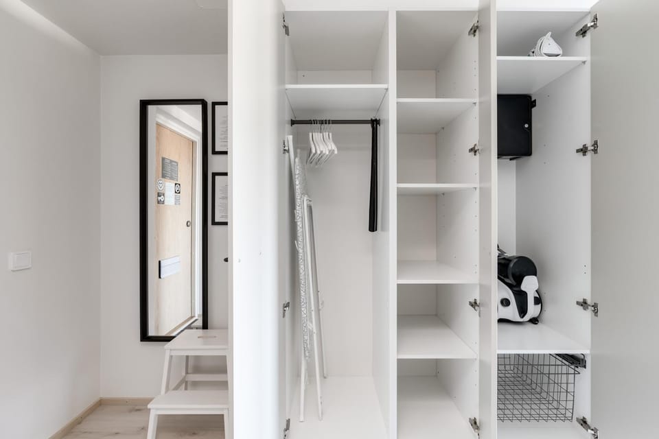 wardrobe