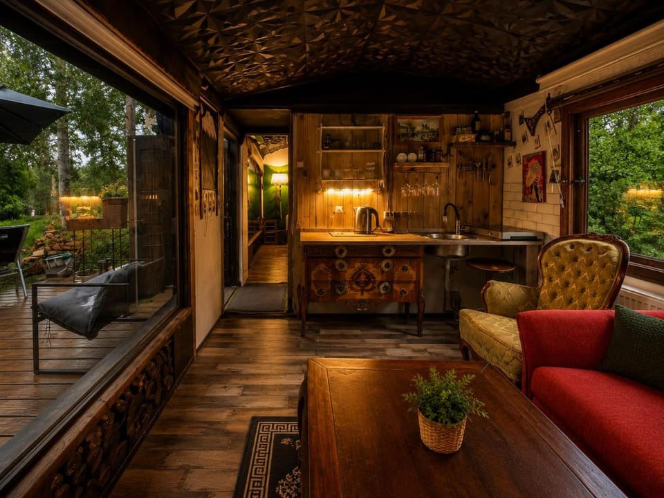 Black Forest Cabin with Hot Tub, Cinema, Lake & Deer Park Cabin in Latvia