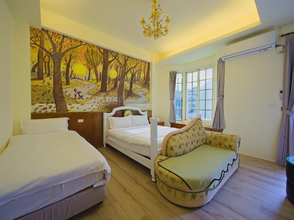 Bed, Photo of the whole room, Bedroom