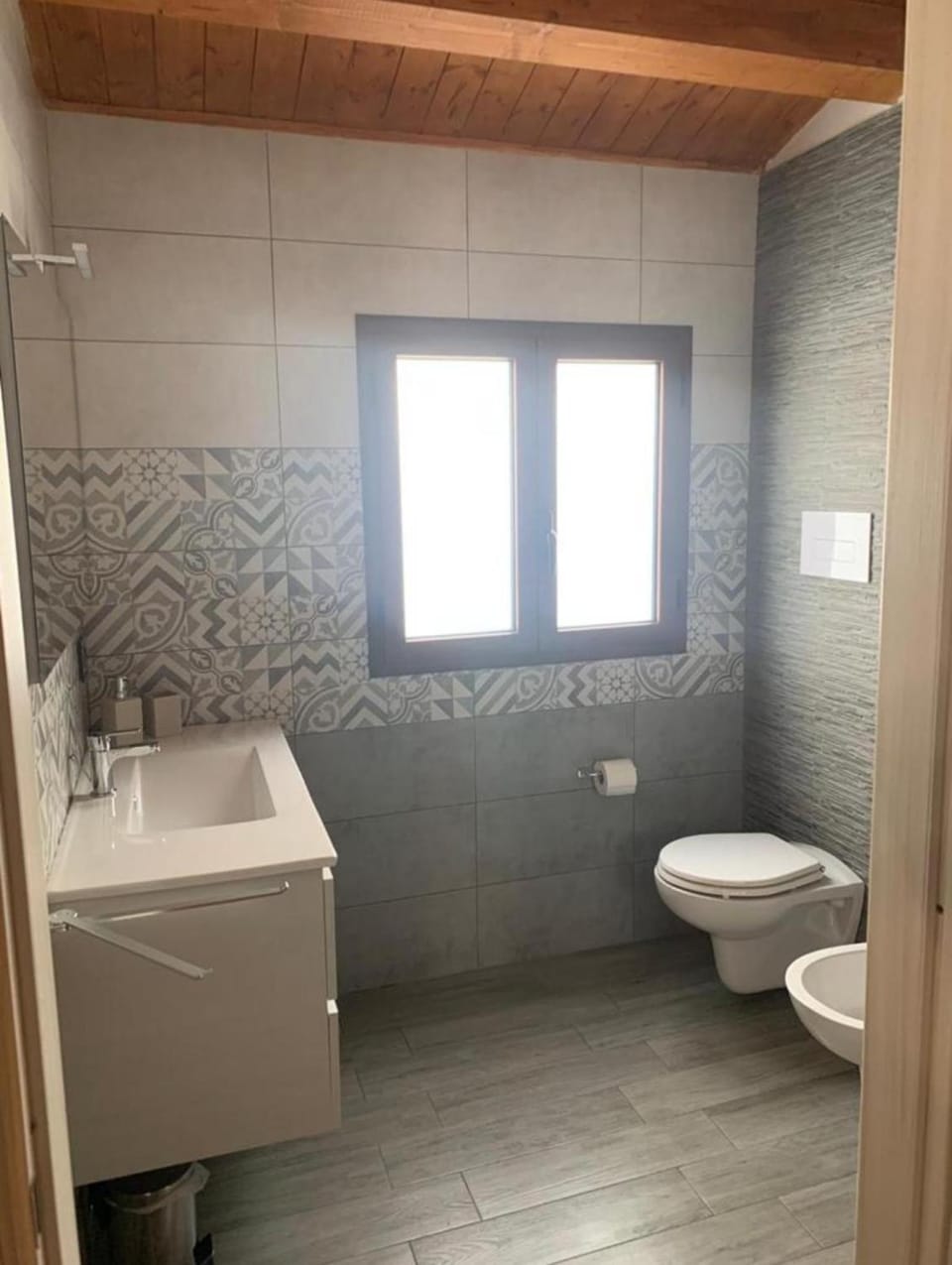 Shower, Bathroom, bidet