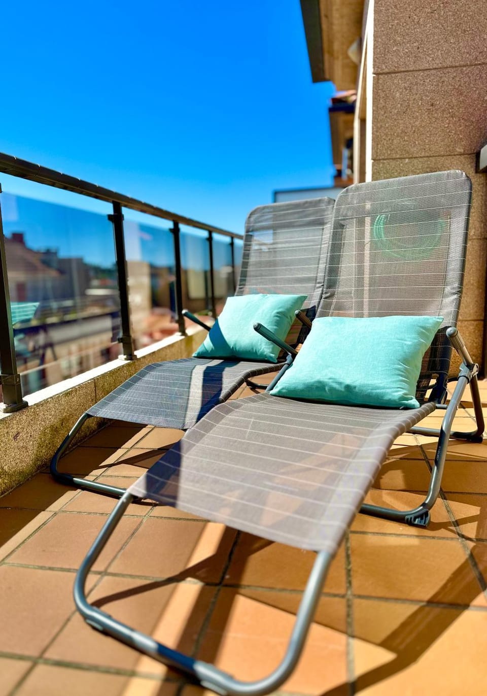 Off site, Balcony/Terrace
